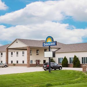 Days Inn By Wyndham Manchester Exterior photo