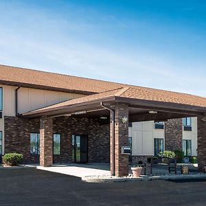 Days Inn By Wyndham Pontoon Beach Exterior photo