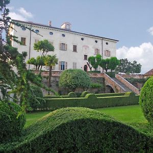 Castello Di Coazzolo Bed & Breakfast Neive Exterior photo