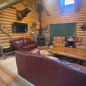 Cozy Alto Cabin On 2 Acres Near Fishing And Skiing! Villa Exterior photo