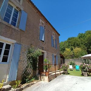 Maison Sur Le Lot Bed & Breakfast Saint-Vincent-Rive-d'Olt Exterior photo