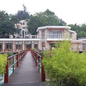 Lotus Mountain Hotel Quảng Châu Exterior photo