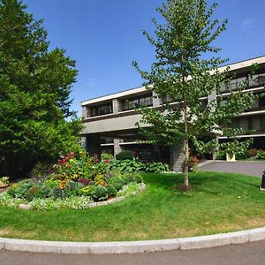 Holiday Inn Bar Harbor Regency Hotel, An Ihg Hotel Exterior photo