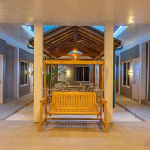 Casaparadiso - Beach View Hotel Ukulhas Island Exterior photo