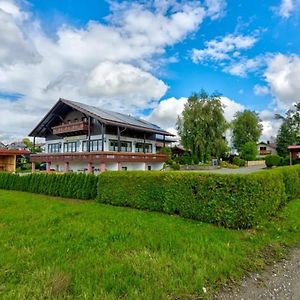 Cafe Zum Toni Hotel Thyrnau Exterior photo