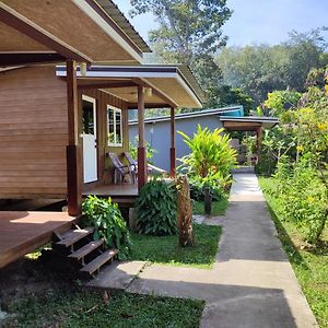 Our Village Farmstay Kohmook Đảo Đảo Koh Mook Exterior photo