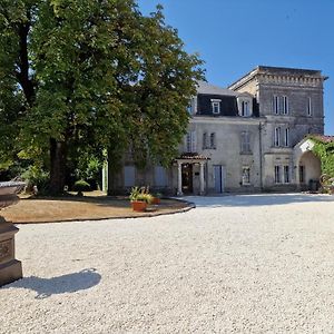 Château de Champblanc Apartment Cherves-de-Cognac Exterior photo