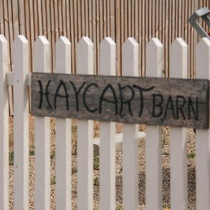 Haycart Barn Villa Long Stratton Exterior photo