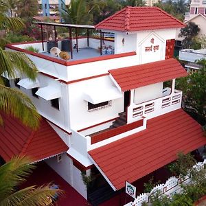 Gayatri Homestay Ratnagiri Exterior photo