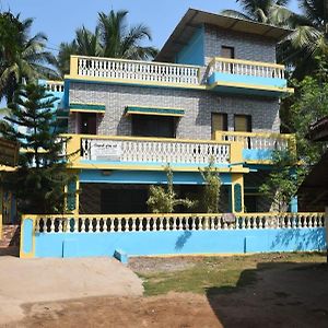 Nisarg Home Stay Near Bus Stand Malvan Exterior photo