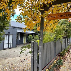 Cinta Cottage Loch Exterior photo