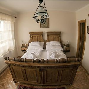 Szent Gellert Borhaz Es Vendegfogado Bed & Breakfast Mako Exterior photo