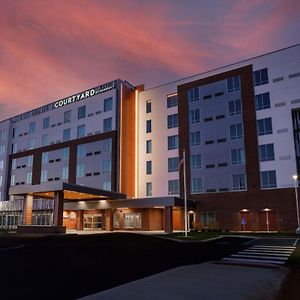 Courtyard By Marriott Indianapolis Fishers Hotel Exterior photo