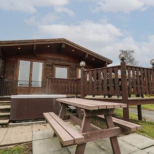 Great Owl Lodge Rhayader Exterior photo