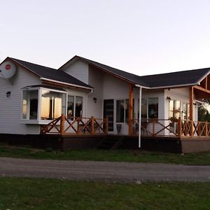 Hospedaje Familiar El Encanto Bed & Breakfast Puyehue Exterior photo