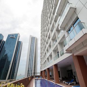 Vita Suites Manama Exterior photo