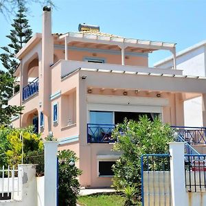 Blue View Of Korinthian Bay Villa In Lecheo Lechaio Exterior photo