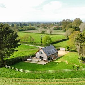 Deer Den Timber Clad Cabin With Hot Tub, Up Private Lane Villa Cullompton Exterior photo