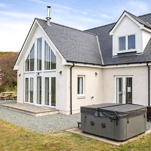 One Mill Lands Villa Uig  Exterior photo