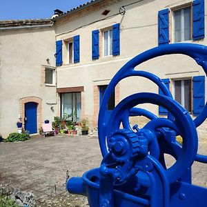 Relais De La Poste Bed & Breakfast Monclar-de-Quercy Exterior photo