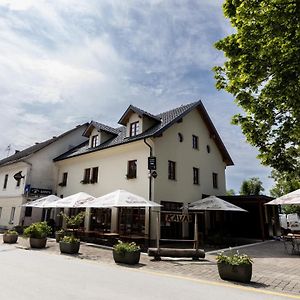 Pr'Finzgar Hotel Brezje Exterior photo