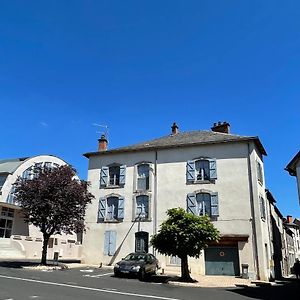 French Holiday Accommodation Bort-les-Orgues Exterior photo