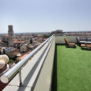 Atico Frente Al Museo Dali Apartment Figueres  Exterior photo