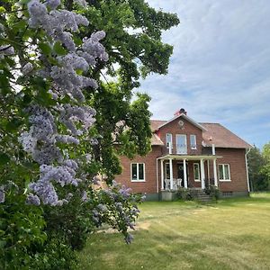 Villa Walterangen Tibro Exterior photo