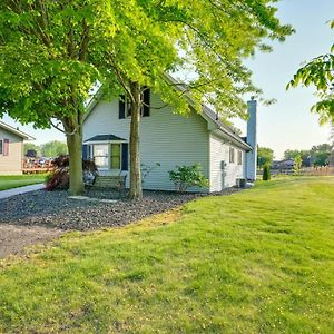 Riverfront Au Gres Cottage With Fire Pit And Grill! Exterior photo