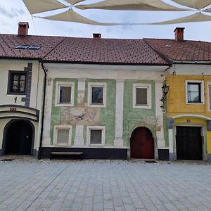 Sobe Lotrist Hotel Radovljica Exterior photo