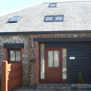 Swifts Barn Stanbury Wharf Villa Holsworthy Room photo