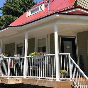 The Doctors Inn New Brunswick Cape Tormentine Exterior photo