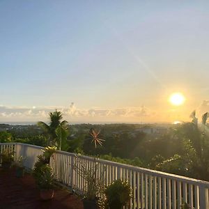 Apaula Heights Lounge Bed & Breakfast Apia Exterior photo