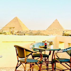 Pyramids View & Gem View Boutique Bed & Breakfast Cairo Exterior photo