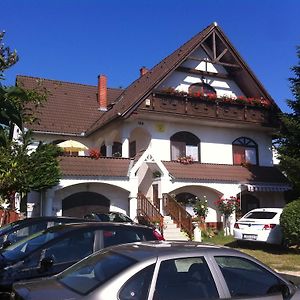 Zsoli Vendeghaz Hotel Alsopahok Exterior photo