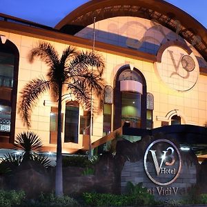 V3 Hotel Surabaya Exterior photo