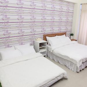 Mei Hsiao Yuen Hostel Đài Trung Room photo