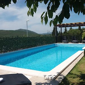 A Peaceful Retreat In A Hill Landscape Near Split Villa Koprivno Exterior photo