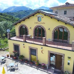 Agriturismo Antica Corte Villa Montatteglia Exterior photo