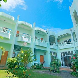 Shorebreak Boracay Resort Balabag  Exterior photo