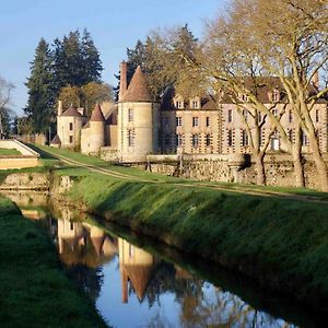 Chateau De La Riviere Bed & Breakfast Pontgouin Exterior photo