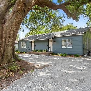 Charming Saints Street Cottage Lafayette Exterior photo