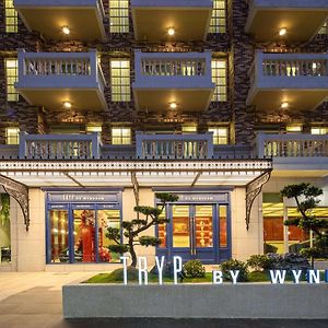 Tryp By Wyndham New Taipei Linkou 新北林口爵怡溫德姆酒店機場捷運mrta9林口站 Exterior photo