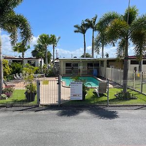 Premier Caravan Park Motel Mackay Exterior photo