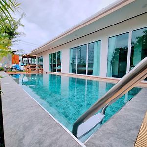 Sisters Villa บ้านพักพูลวิลล่า ใกล้ทะเล Klaeng Exterior photo