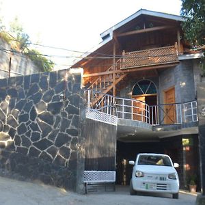 Sardar House, Dunga Gali Bed & Breakfast Exterior photo