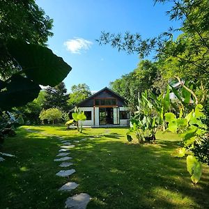 Lake House Bed & Breakfast Hà Giang Exterior photo