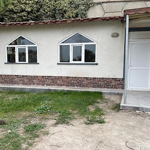 Batuhan Tesisleri Aparthotel Ciftlikkoy  Exterior photo