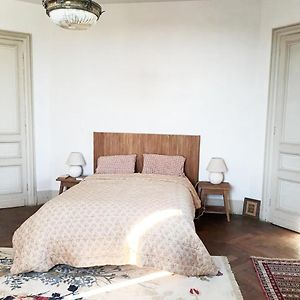 Grande Chambre Avec Sdb Privee Bed & Breakfast Bazas Exterior photo