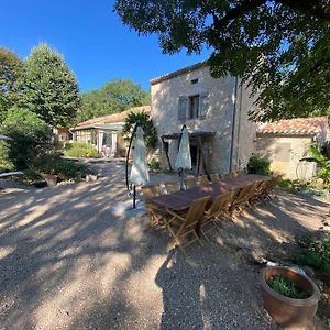 Grande Maison Avec Piscine Chauffee Au Clos Cache! Villa Escamps  Exterior photo